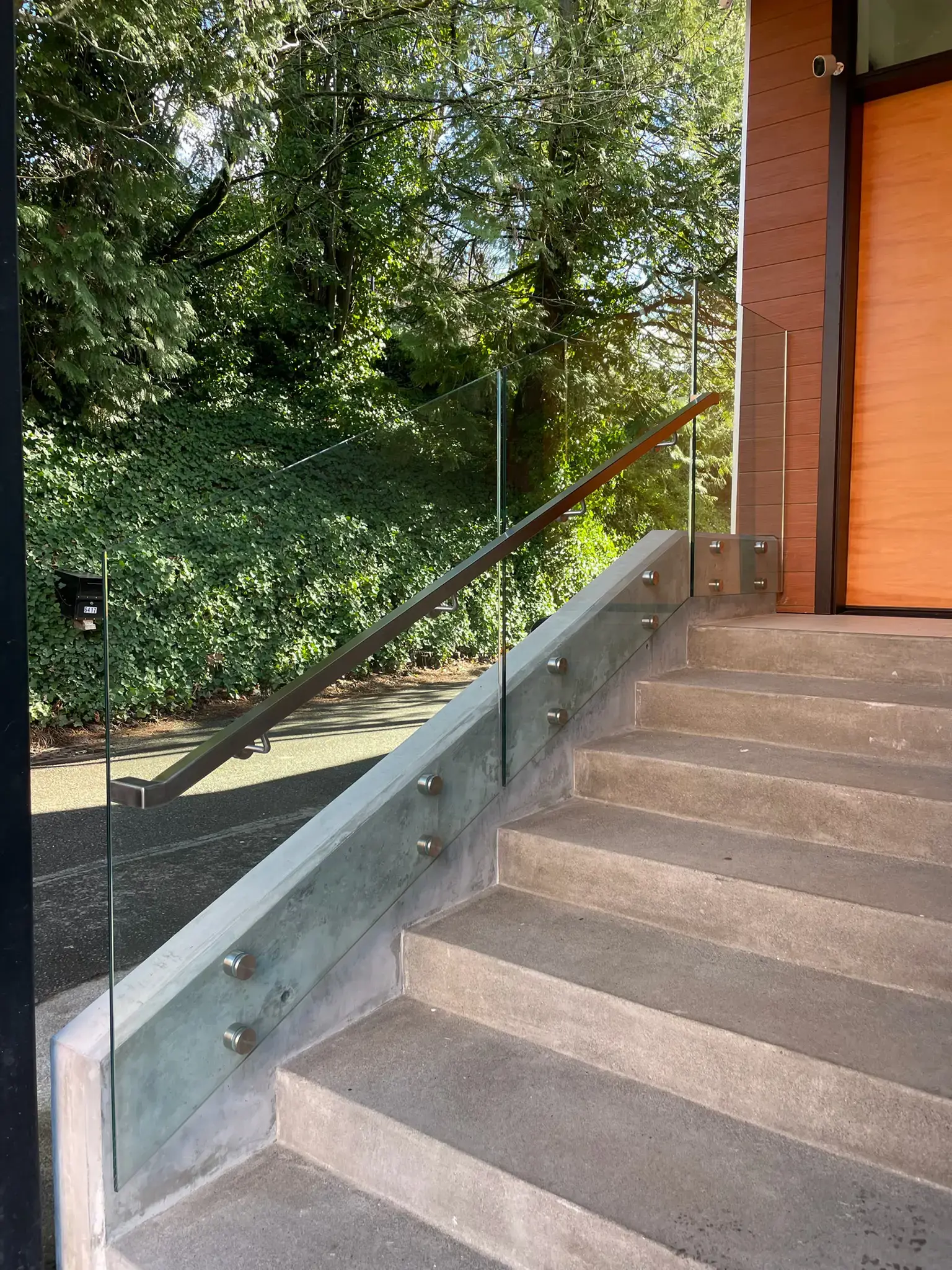Custom frameless glass project 4