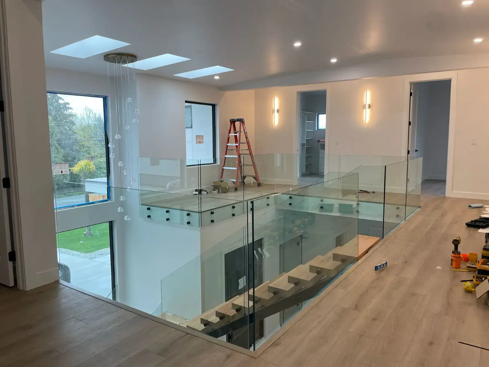 Northwest Glass LLC