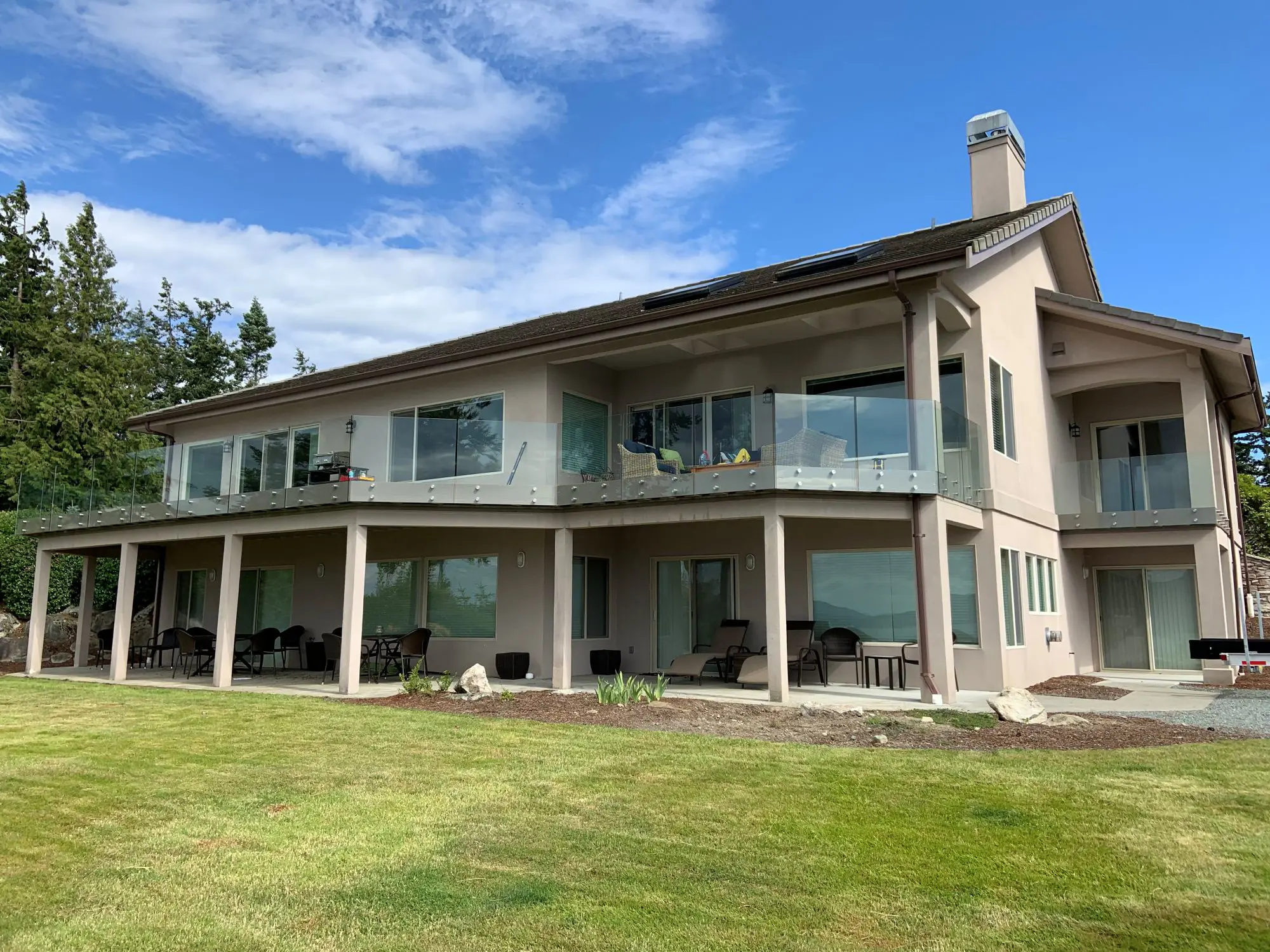 Custom frameless glass installation project 1