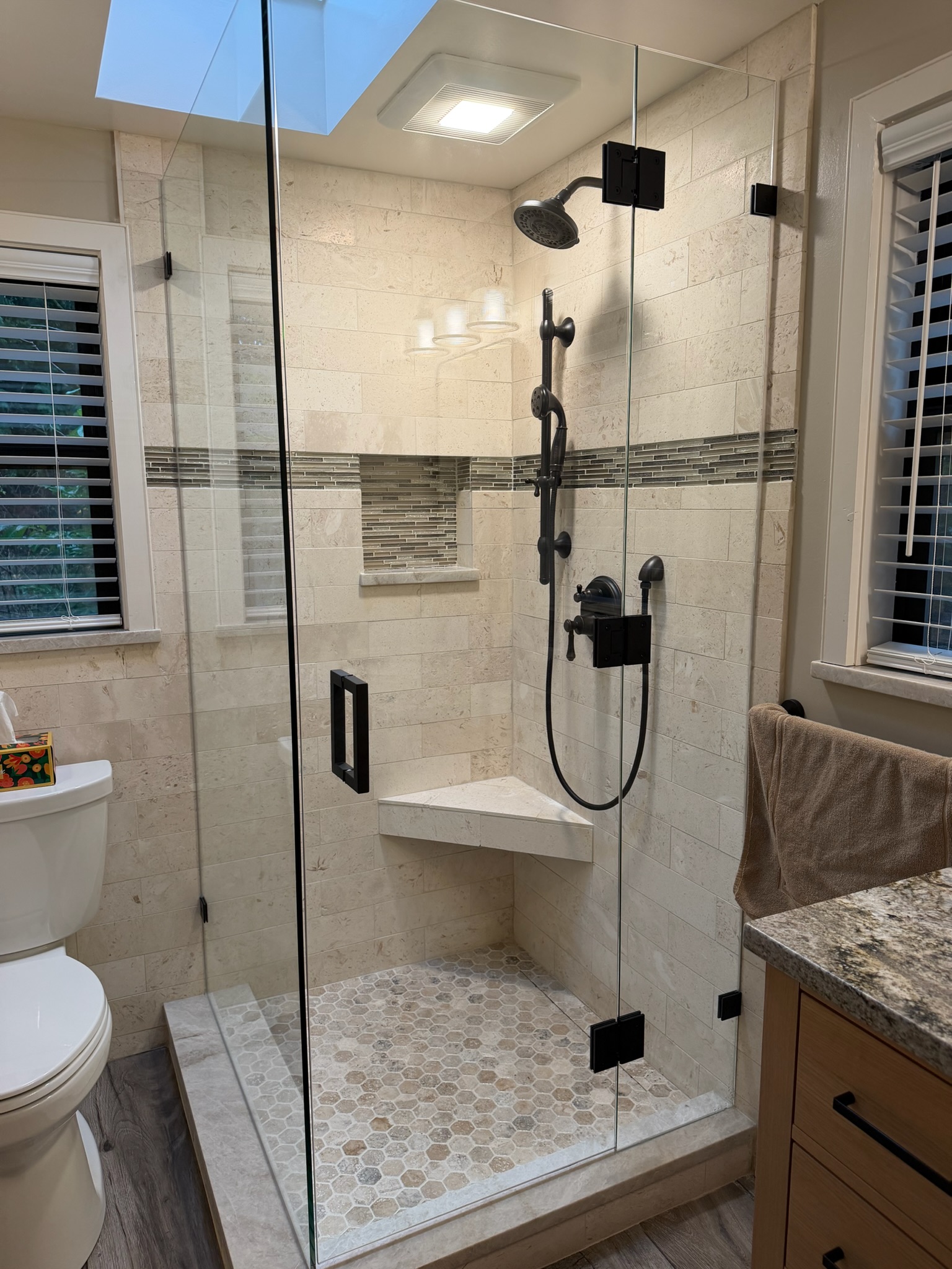 Northwest Glass LLC